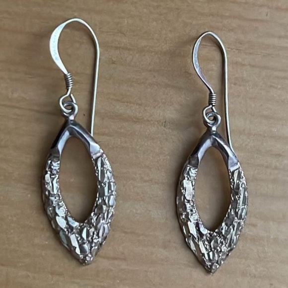 925 Sterling silver earrings - Picture 1 of 4